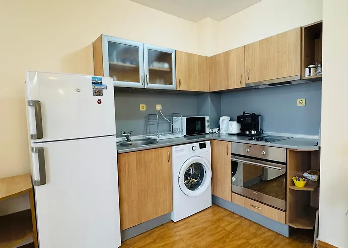 Sunny Dreams A 26 One Bedroom Big Balcony דירה *