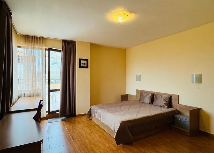 דירה Sunny Dreams A 26 One Bedroom Big Balcony