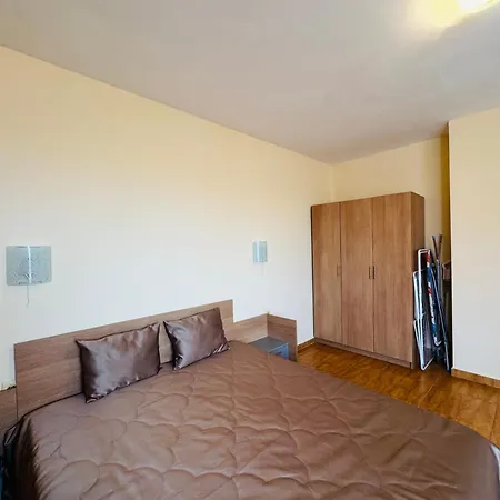 Sunny Dreams A 26 One Bedroom Big Balcony 公寓