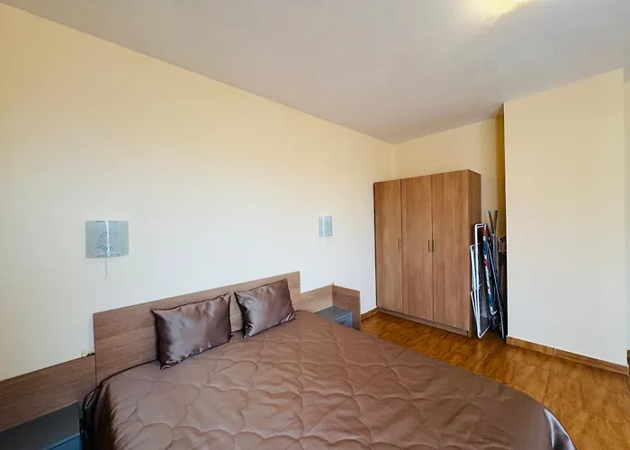 Sunny Dreams A 26 One Bedroom Big Balcony Apartment